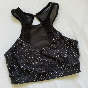 Lululemon size 2 sports bra